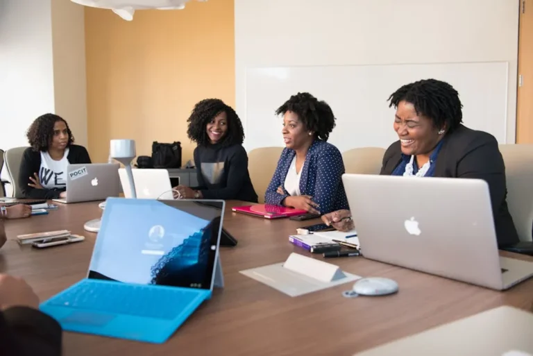 How community managers can make sense of daylox.com