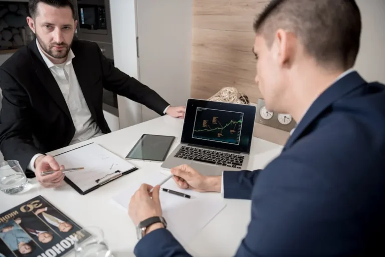 How Consultants Can Turn Expertise Into Content