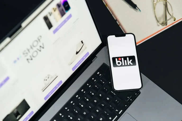pushwiki.com search intent breakdown for community managers